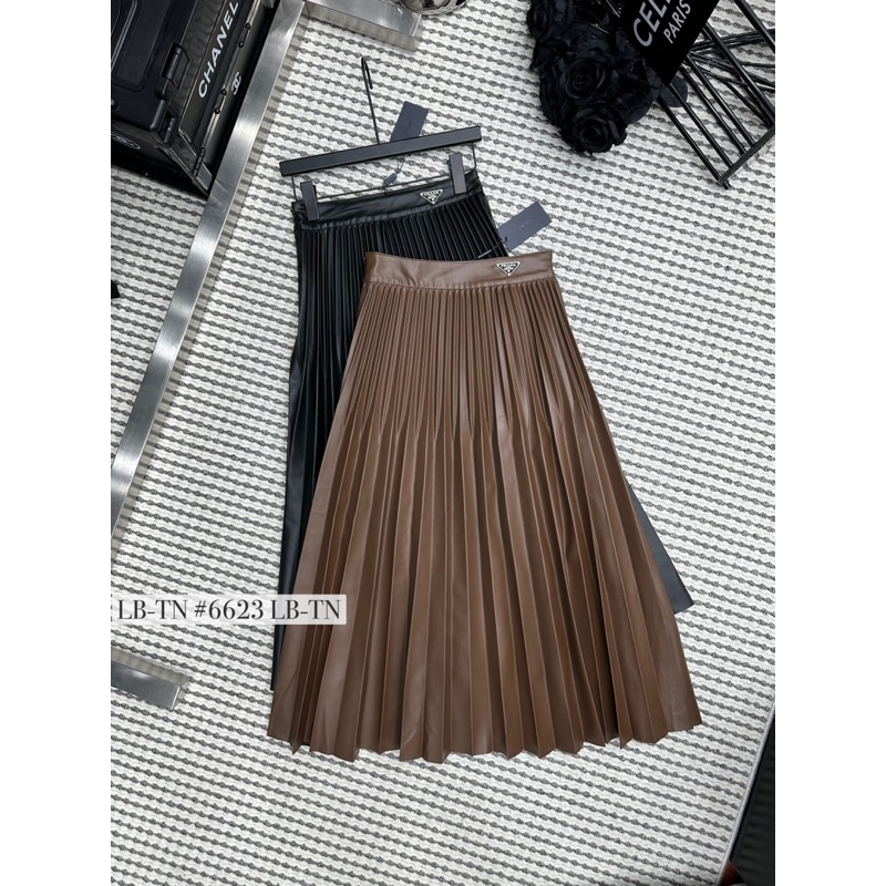 CHÂN VÁY DA DÁNG DÀI XẾP LY PADA CẠP CAO CẤP MS36716