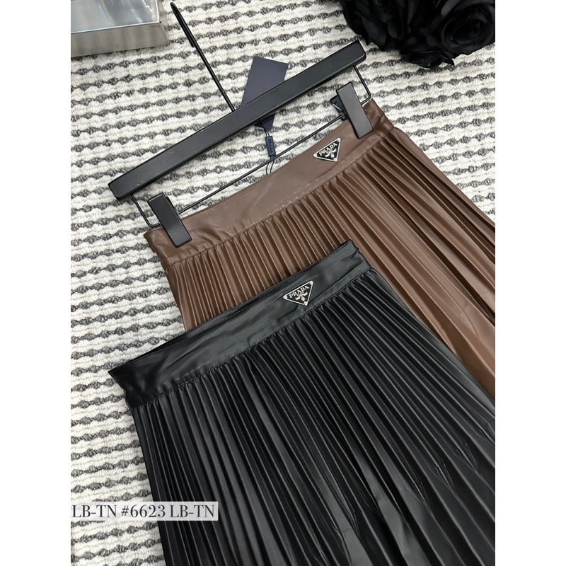 CHÂN VÁY DA DÁNG DÀI XẾP LY PADA CẠP CAO CẤP MS36716