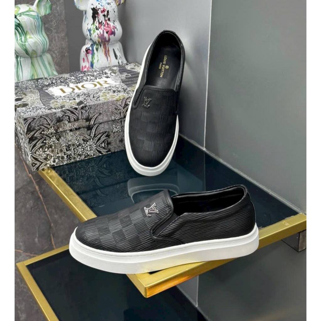 Giày nam slipon L.V đơn giản vân vuông