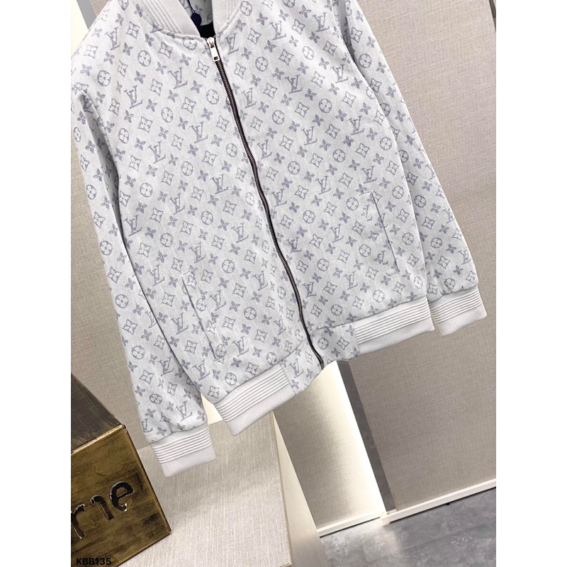 Áo khoác Bomber Lv vải bò cho nam nữ - Áo bomber thu đông vải bò mềm cao cấp