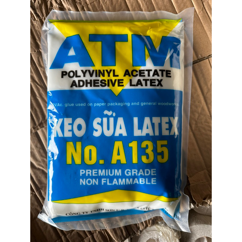 Keo sữa dán tường