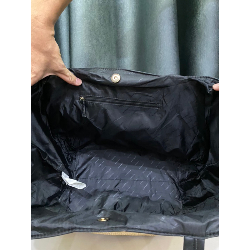 Túi si hiệu VER.SACE dòng gift parfum dáng tote lấp láng