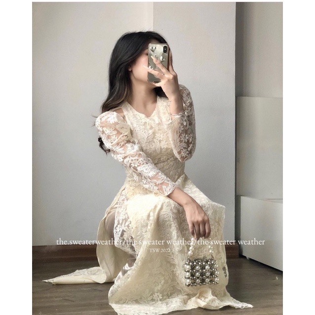 Áo dài cách tân nữ ren hoa tay bồng xẻ vai cách điệu - Retrostyle.vn - Aodairen589_P7K5