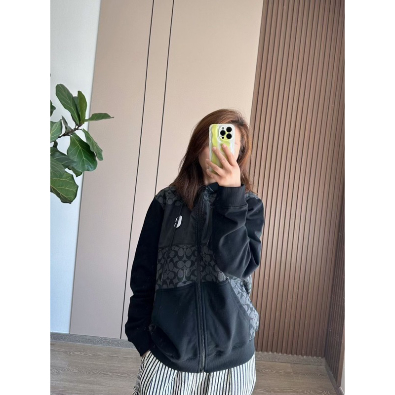 Áo khoác hoodie coach