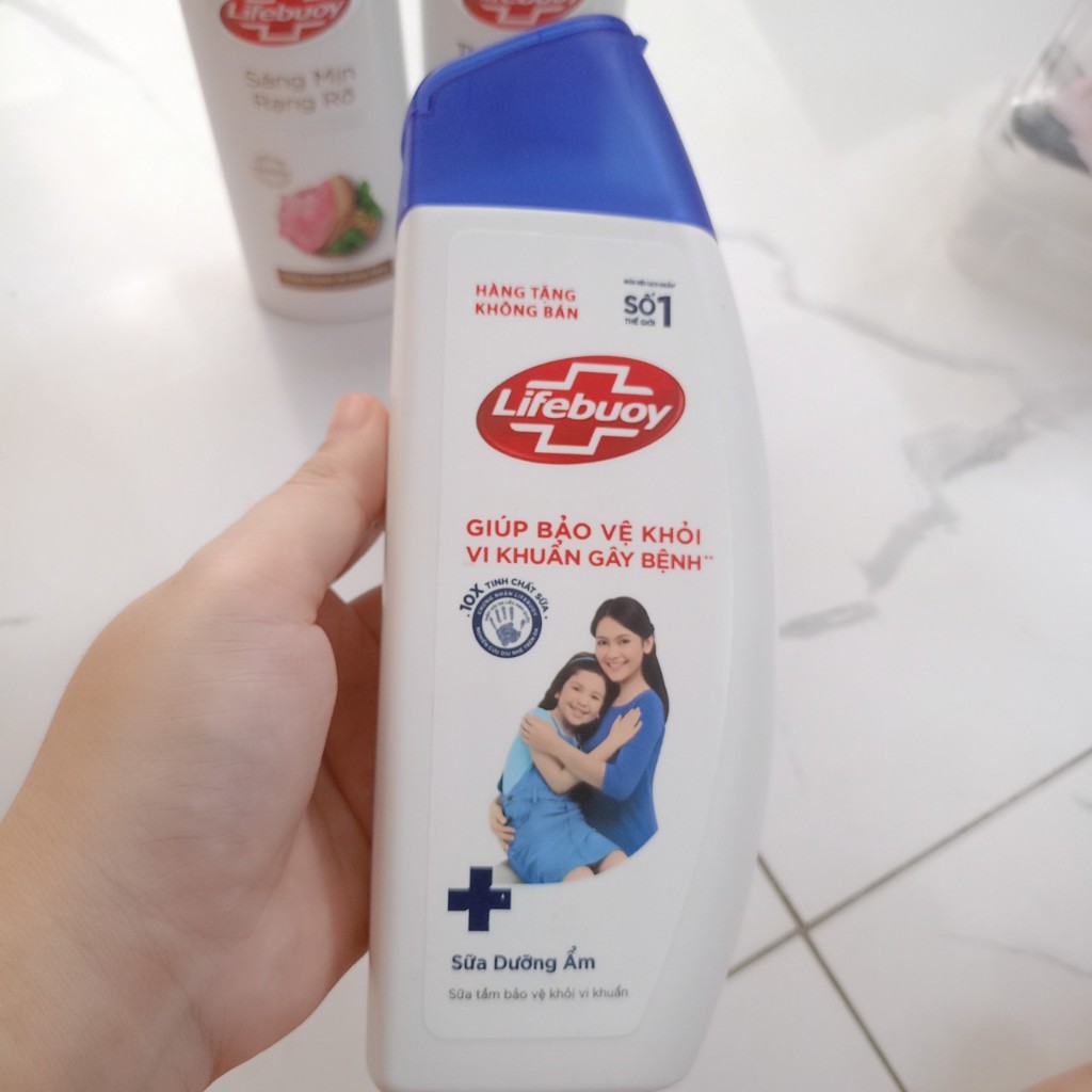 Sữa tắm Lifebuoy