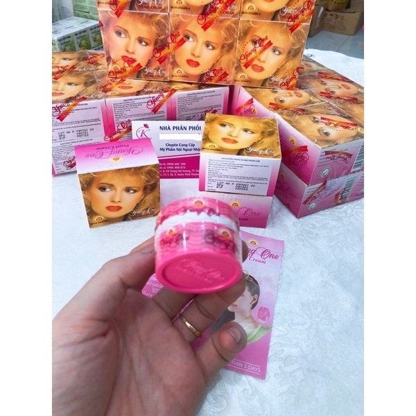 Hộp lẻ Kem cô gái tóc xù Young One Thái Lan