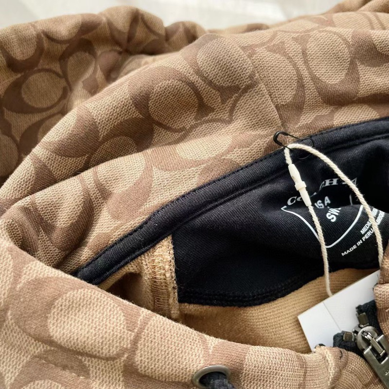 Áo khoác hoodie coach