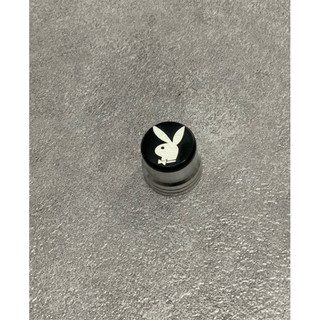 Ốc kính cnc logo playboy