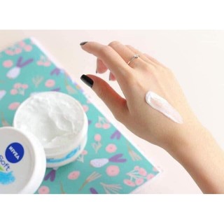 Kem dưỡng thể Nivea 200ml