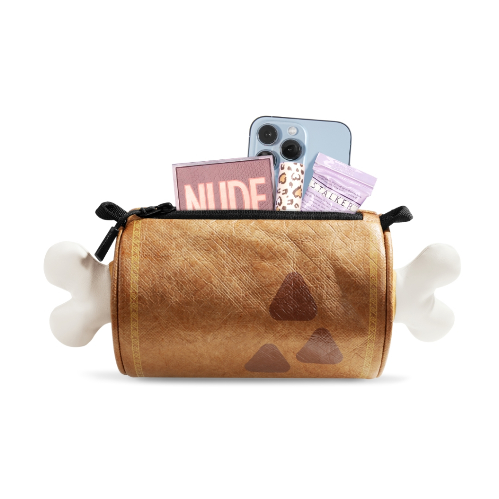 Túi đeo chéo TOMTOC  MHRS-T14 Steak Daily Sling Bag Steak