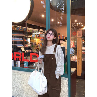 Set quần yếm nâu mix áo len siêu cute