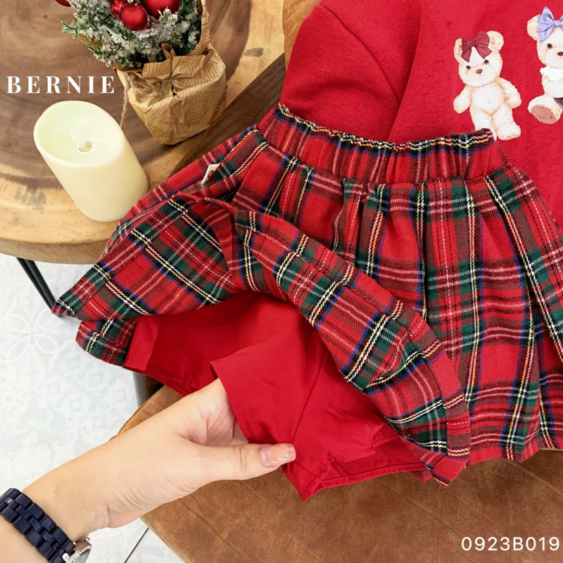 Set Noel bé gái áo nỉ chân váy xếp ly MS001.1411