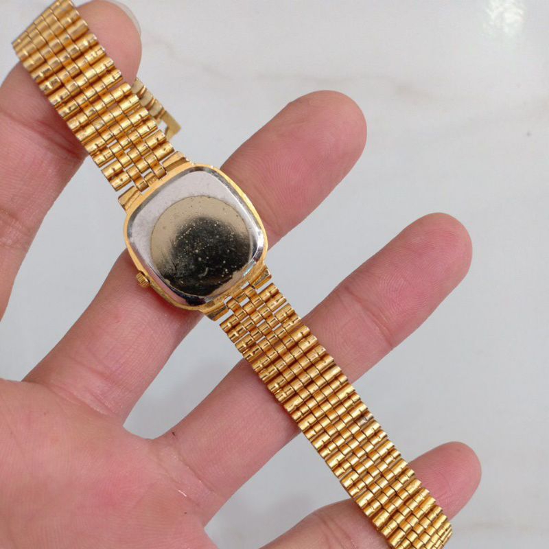 Đồng hồ si nữ mặt vuông tank hiệu MILLE FILLE mạ vàng độ mới cao 95%