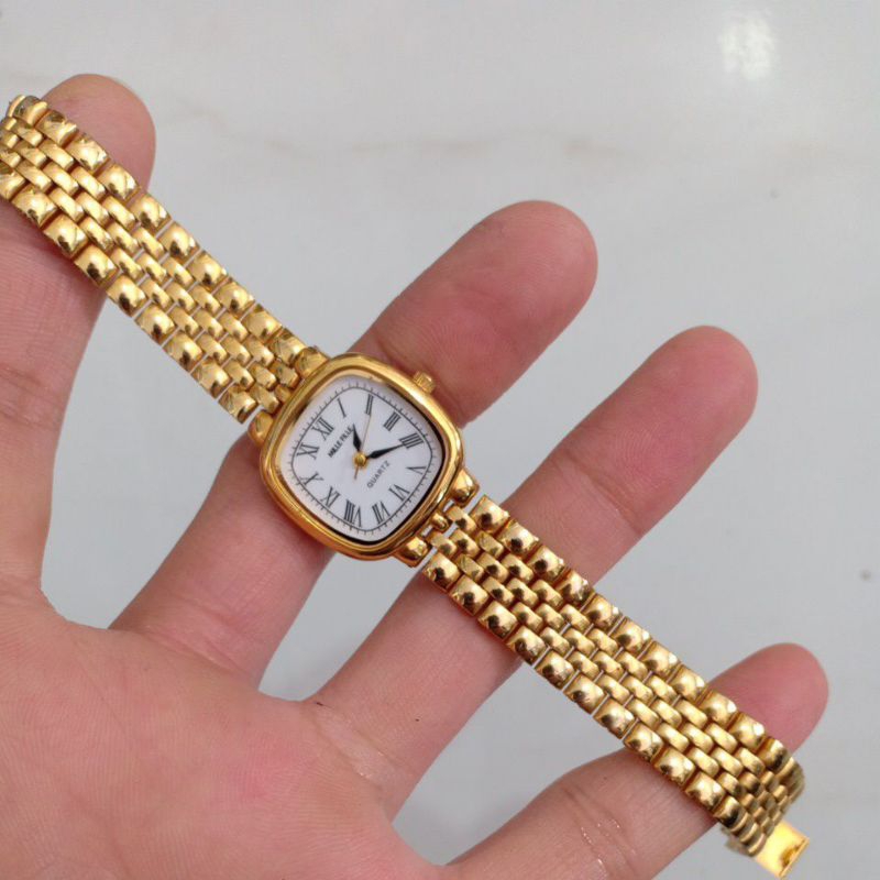 Đồng hồ si nữ mặt vuông tank hiệu MILLE FILLE mạ vàng độ mới cao 95%
