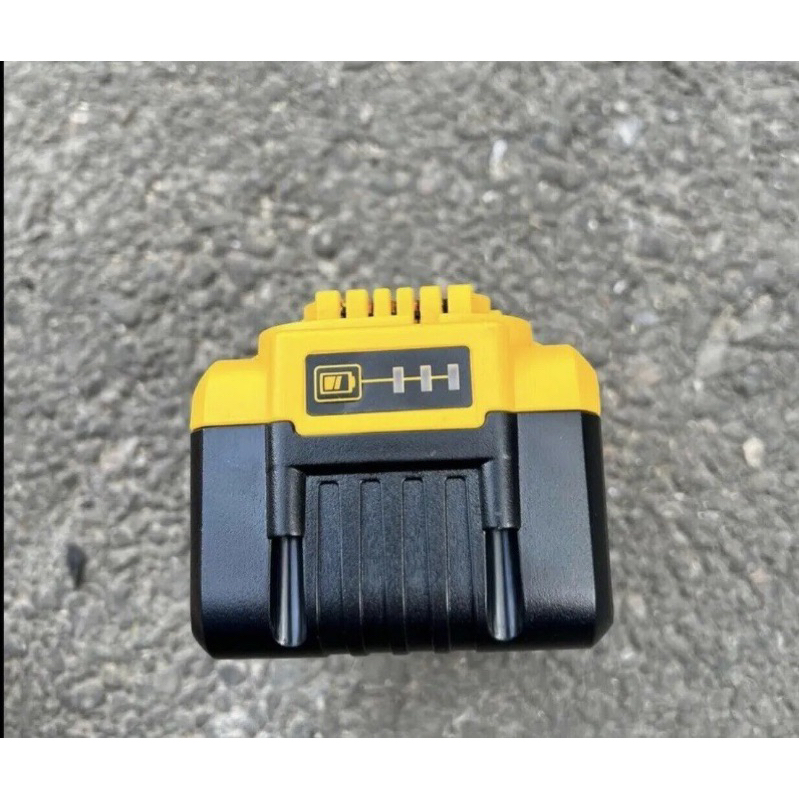 PIN DEWALT DCB210 10Ah 20V nhập usa