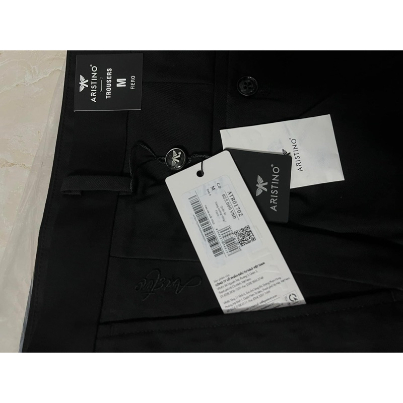 Quần âu đen Aristino atr01702 825K sale còn 300K