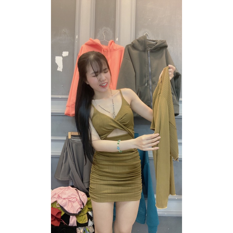 Đầm kèm khoát có đệm chất vải gân trung cotton vải mềm mịn daỳ có nhún hai bên Nữ