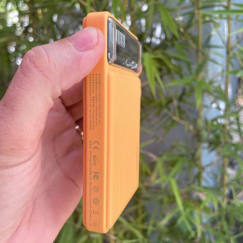 Pin dự phòng sạc nhanh Remax RPP-615 10000mAh không dây wireless 15W / QC 22.5W / PD 20W