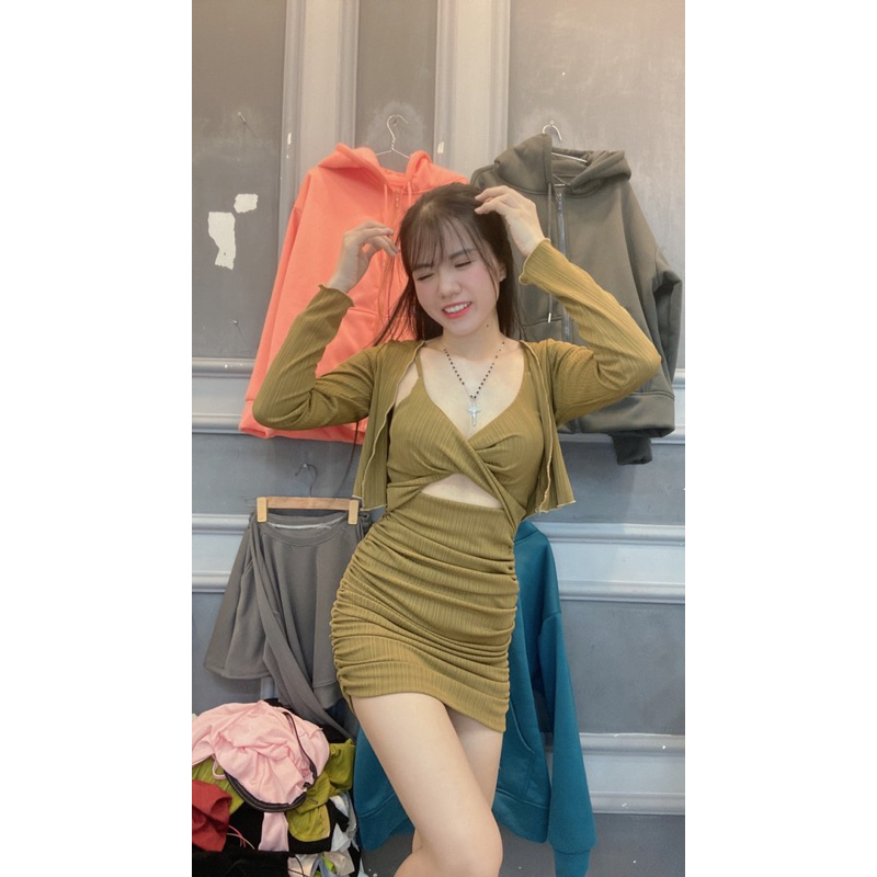 Đầm kèm khoát có đệm chất vải gân trung cotton vải mềm mịn daỳ có nhún hai bên Nữ