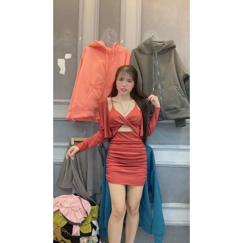 Đầm kèm khoát có đệm chất vải gân trung cotton vải mềm mịn daỳ có nhún hai bên Nữ
