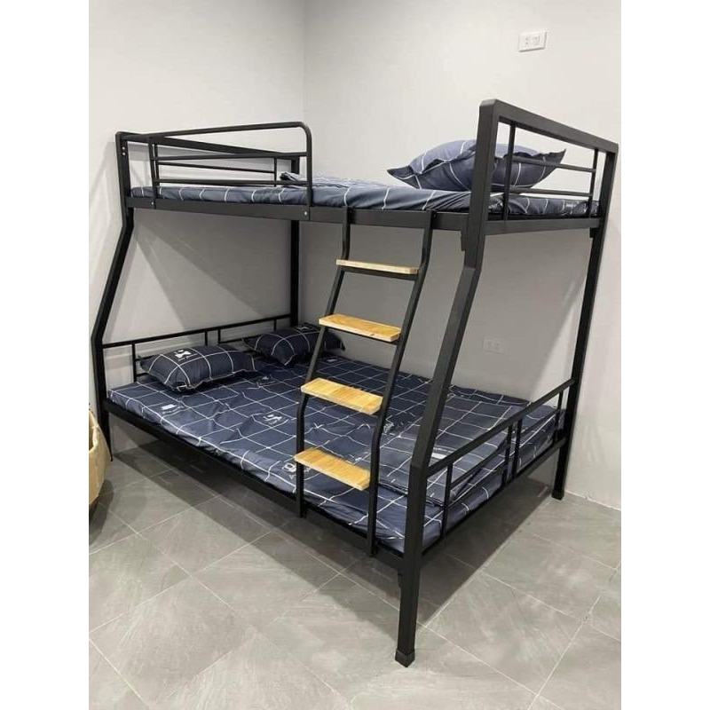 Giường sắt tầng hộp vuông 4x4 tầng trên 1m dưới 1m2 dài 2m