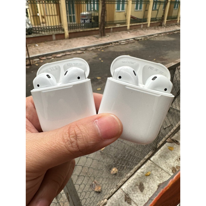 Tai lẻ-Dock  thay thế cho tai nghe không dây AP1-AP2