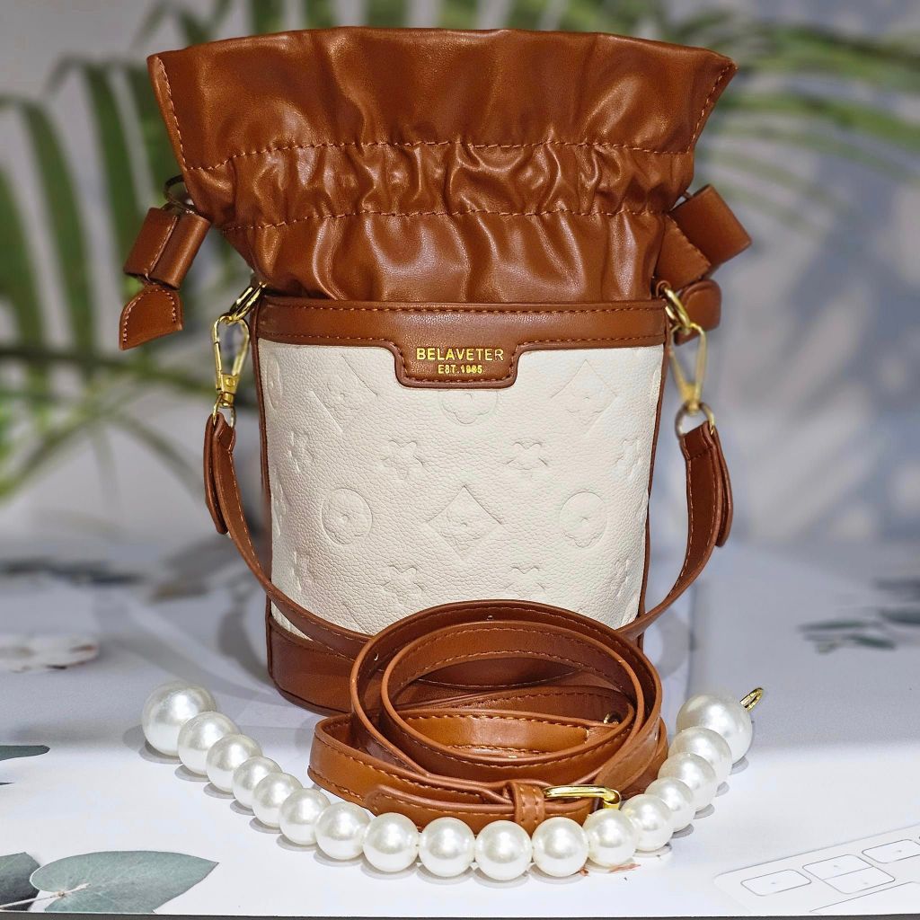 Túi đeo chéo màu sắc nhã nhặn xinh xắn Mã: 1512