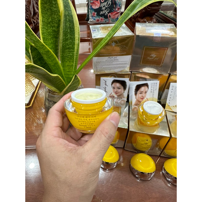 Kem đặc tri nám số 1 cô gái vàng Angela girl