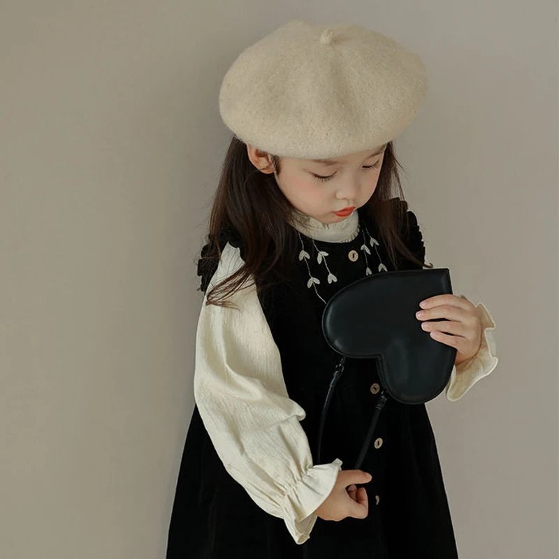 Set Váy Thu Đông Bé Gái The Pig Yếm Nhung Thêu Hoa Cao Cấp Mix Sơ Mi Linen Cổ Bèo Nhún Cho Bé Từ 2- 8 Tuổi