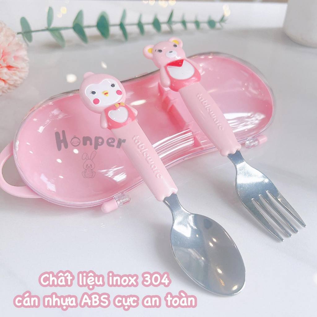 Bộ thìa dĩa ăn dặm Honper HP220 2 màu xanh, hồng cho bé có quai treo tiện lợi