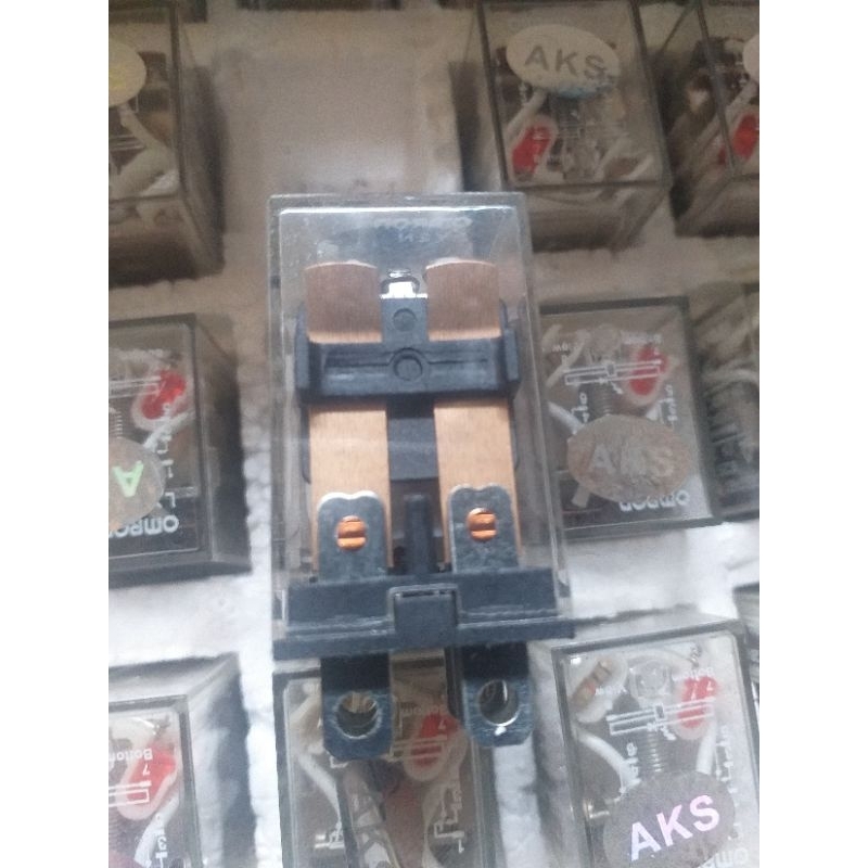 RƠ LE RELAY OMRON LY2N 12VDC 24VDC 10A 8 CHÂN CÓ ĐÈN BÁO