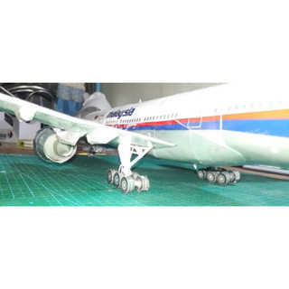 Mô hình giấy máy bay Malaysia airlines boing777-200er