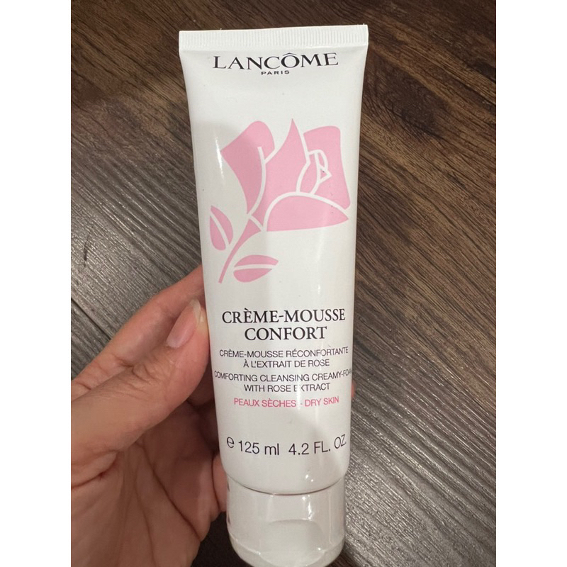 Sửa rửa mặt Lancome tạo bọt cho da khô, da nhạy cảm 125ml