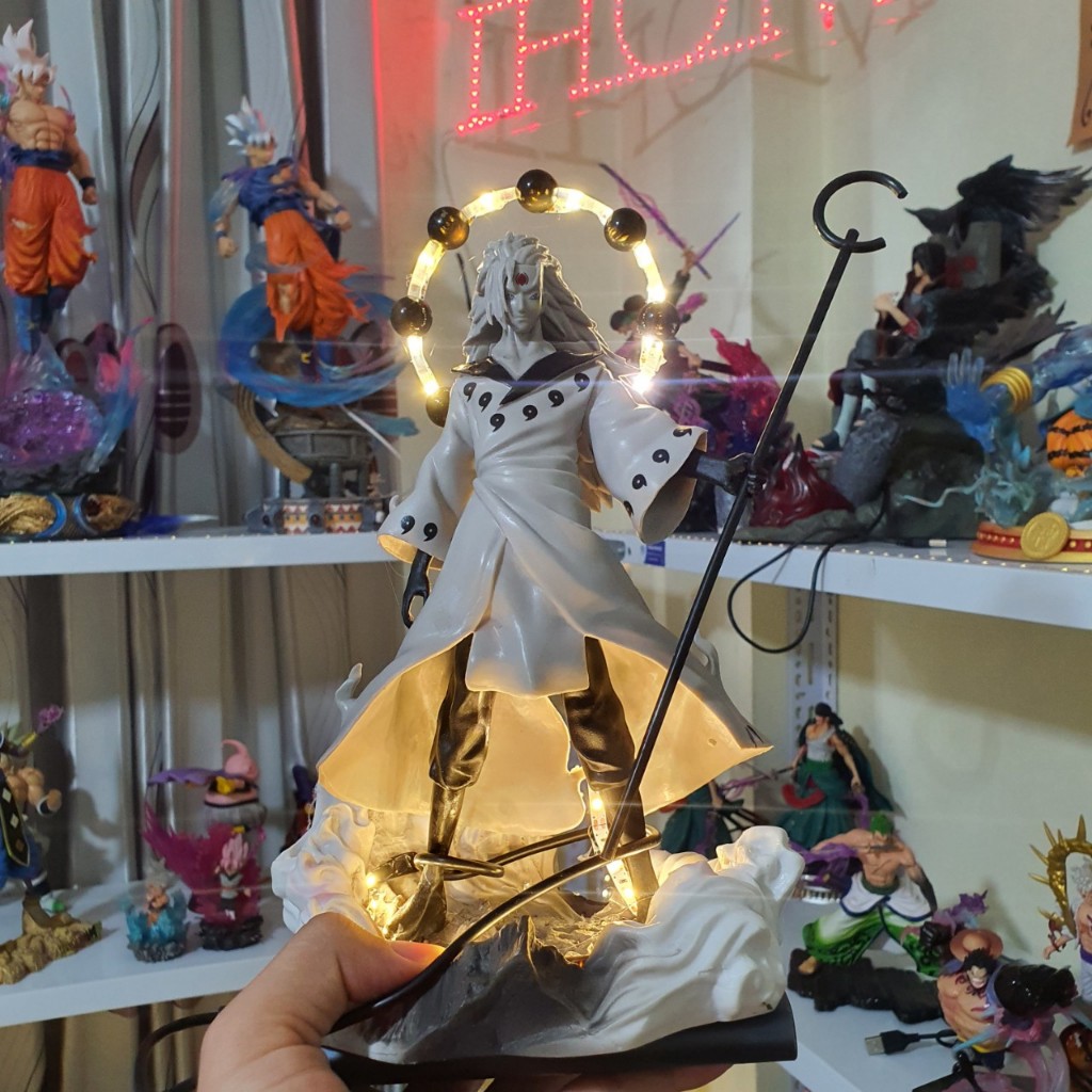 Mô hình Uchiha Madara có 3 đầu thay đổi 27 cm- Naruto