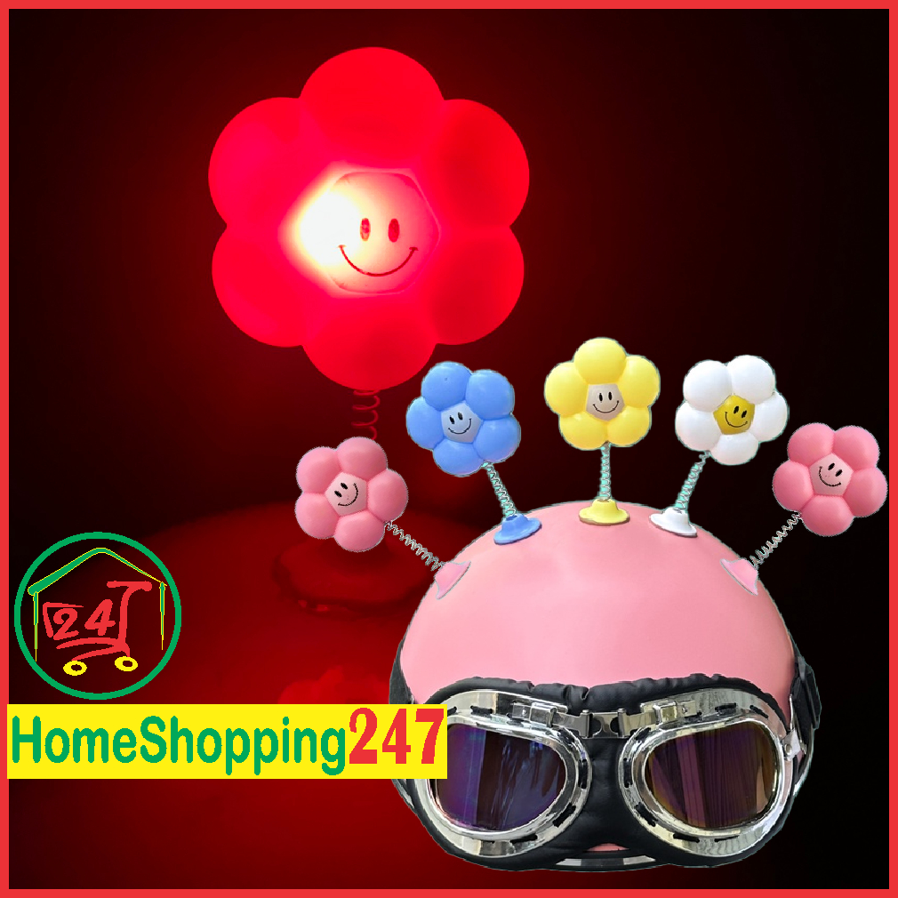 Bông hoa, gấu dâu gắn mũ bảo hiểm đèn LED cute, loại lò xo bền, Trang Trí Nón Bảo Hiểm Siêu Xinh Xắn, tặng kèm miếng dán