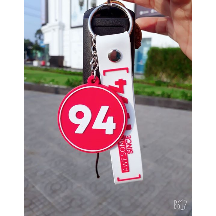 Móc khoá, dây treo chìa khoá NĂM SINH treo balo túi xách cực đẹp cực xịn xò