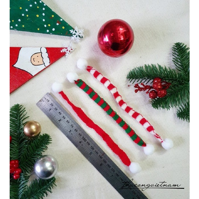 Dây quàng cổ mini, kẹo gậy, nón len mini trang trí giáng sinh
