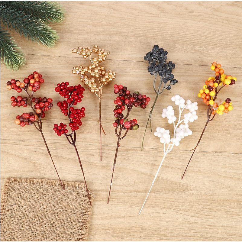 CHÙM QUẢ TRANG TRÍ NOEL-VÒNG NGUYỆT QUẾ DỄ THƯƠNG KN01