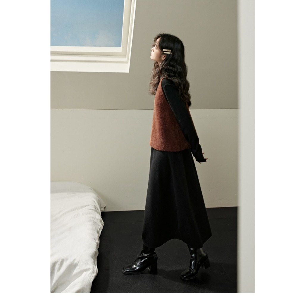 U241 Áo ghile & Váy len xuất dư của KUOSE