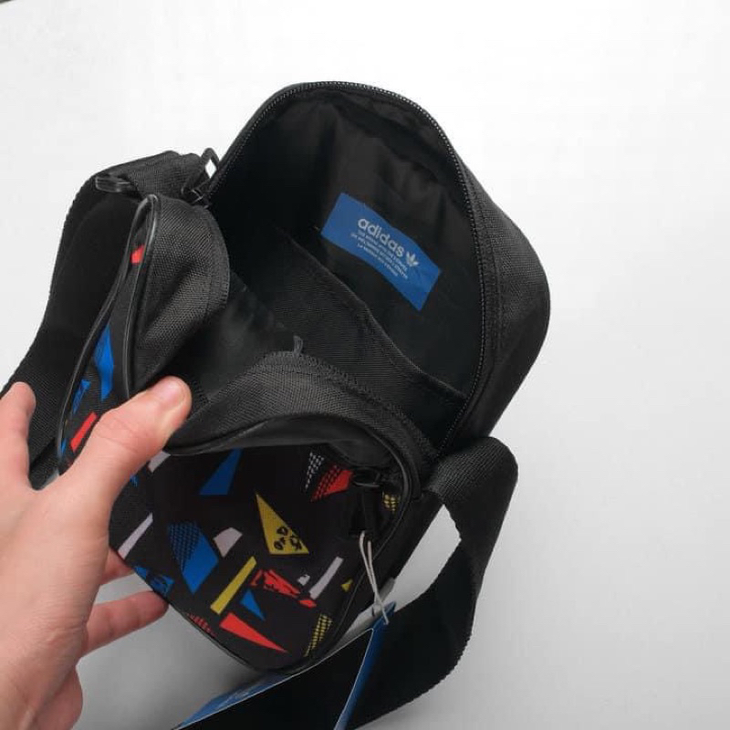 Túi đeo chéo nam nữ Adidas