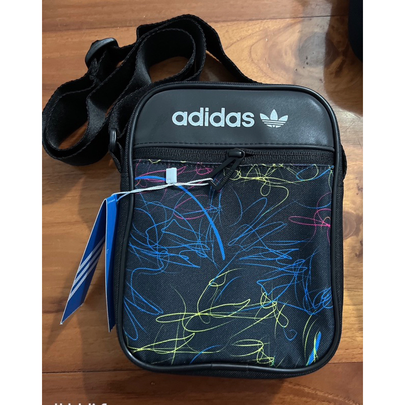 Túi đeo chéo nam nữ Adidas