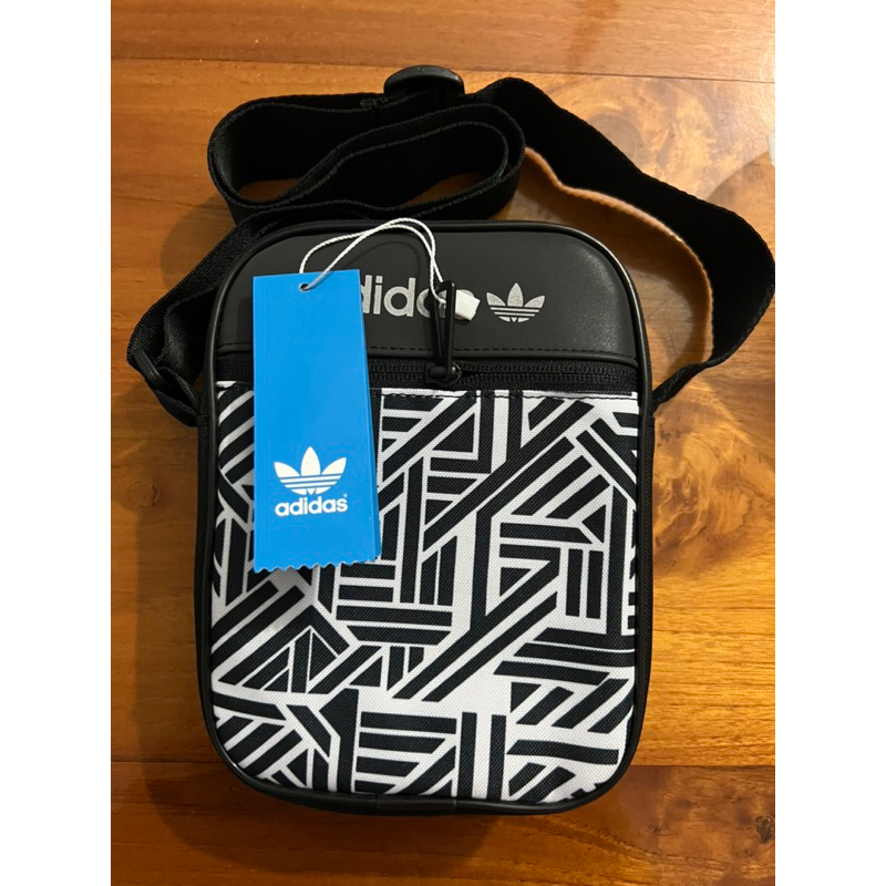 Túi đeo chéo nam nữ Adidas