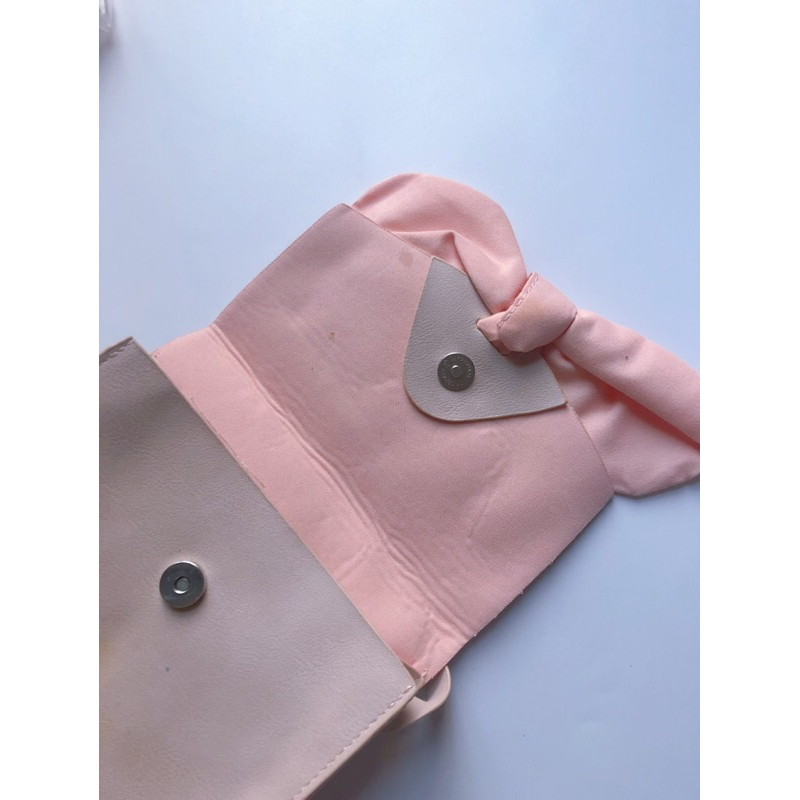 Túi đeo xuất dư cho bé gái