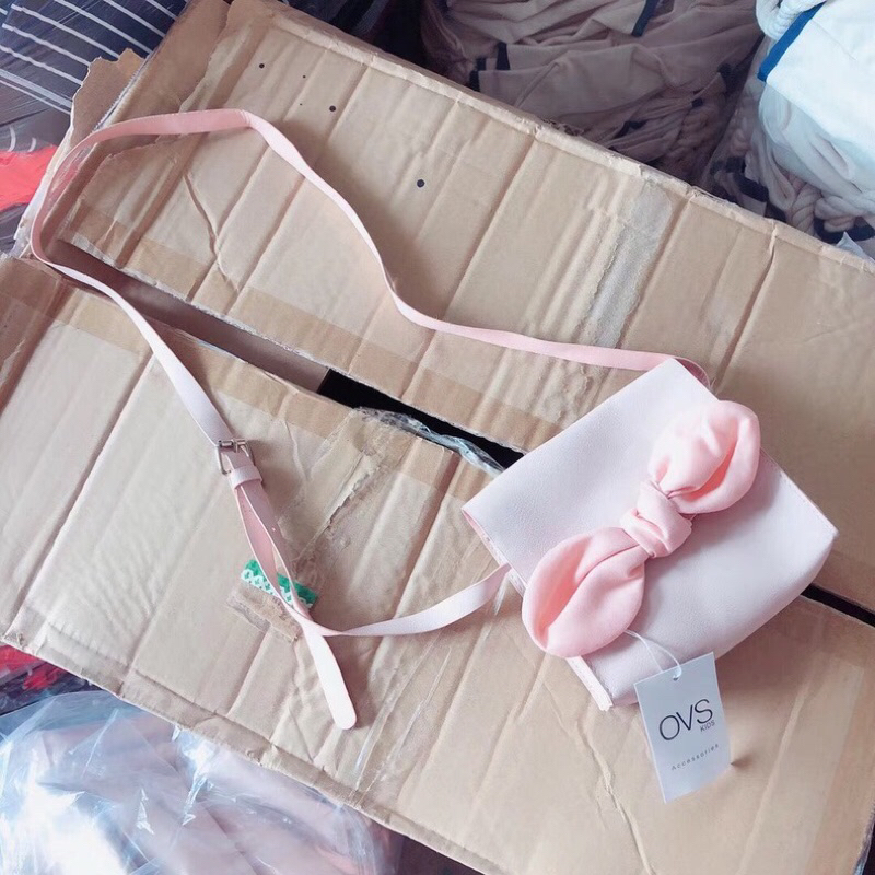 Túi đeo xuất dư cho bé gái