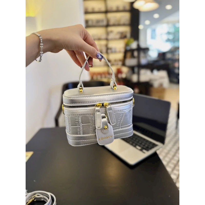 Túi đeo chéo nữ dáng cặp lồng