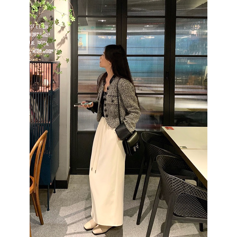 Áo khoác tweed muối tiêu bạ da