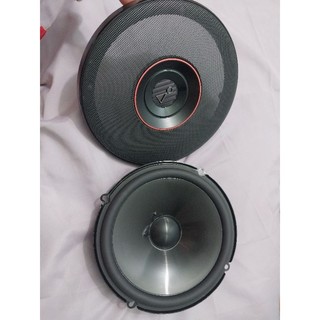 1 cái loa cánh ôtô tháo xe hãng jbl-16cm