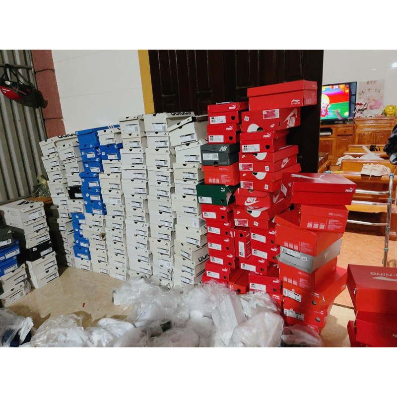 Giày adi.das trả khach oder