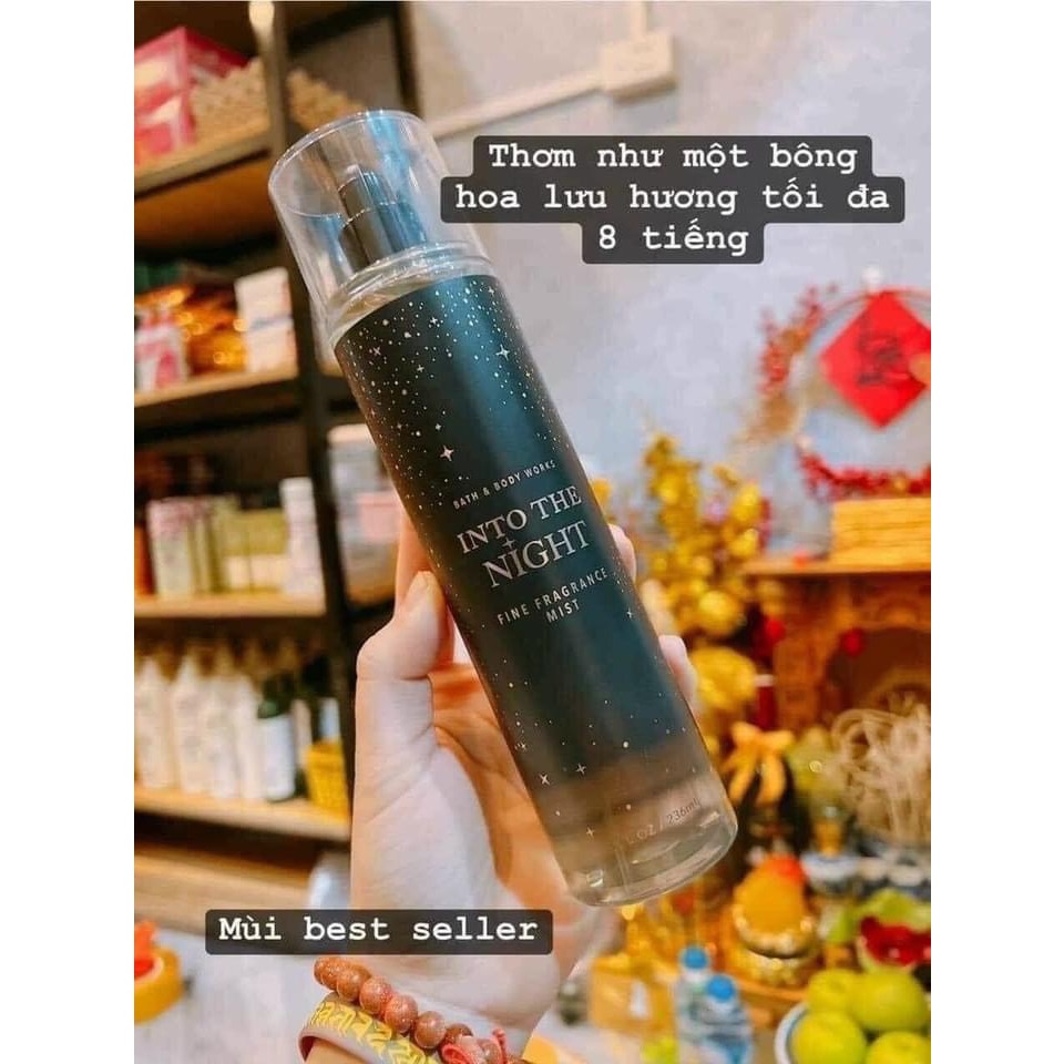 Xịt thơm body mist 𝐈𝐍𝐓𝐎 𝐓𝐇𝐄 𝐍𝐈𝐆𝐇𝐓 của Bath & Body Works