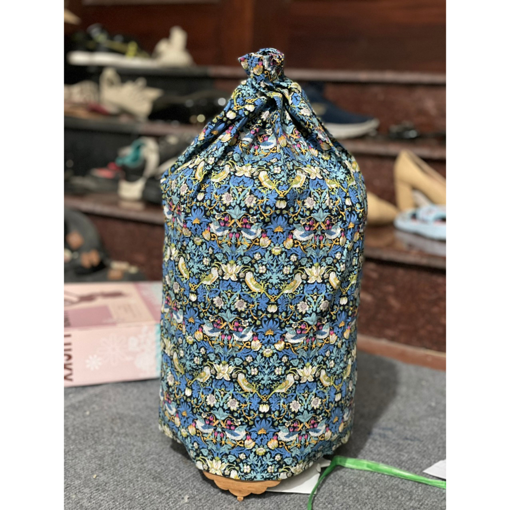 Áo lồng khuyên hoa - Áo lồng khuyên đỏ